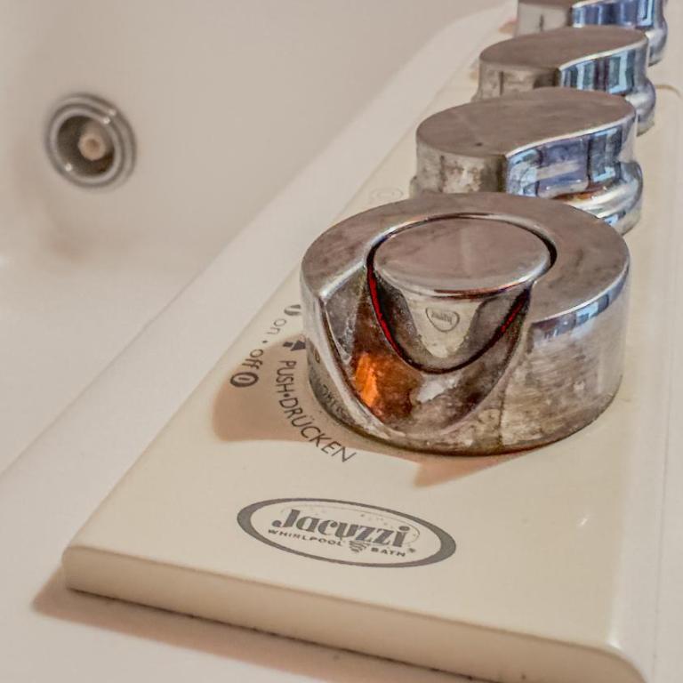 Suite degli Estensi - in centro storico con Jacuzzi - Appartamento con 1 Camera da Letto - 23