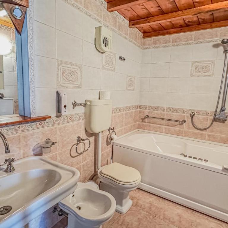 Suite degli Estensi - in centro storico con Jacuzzi - Appartamento con 1 Camera da Letto - 20