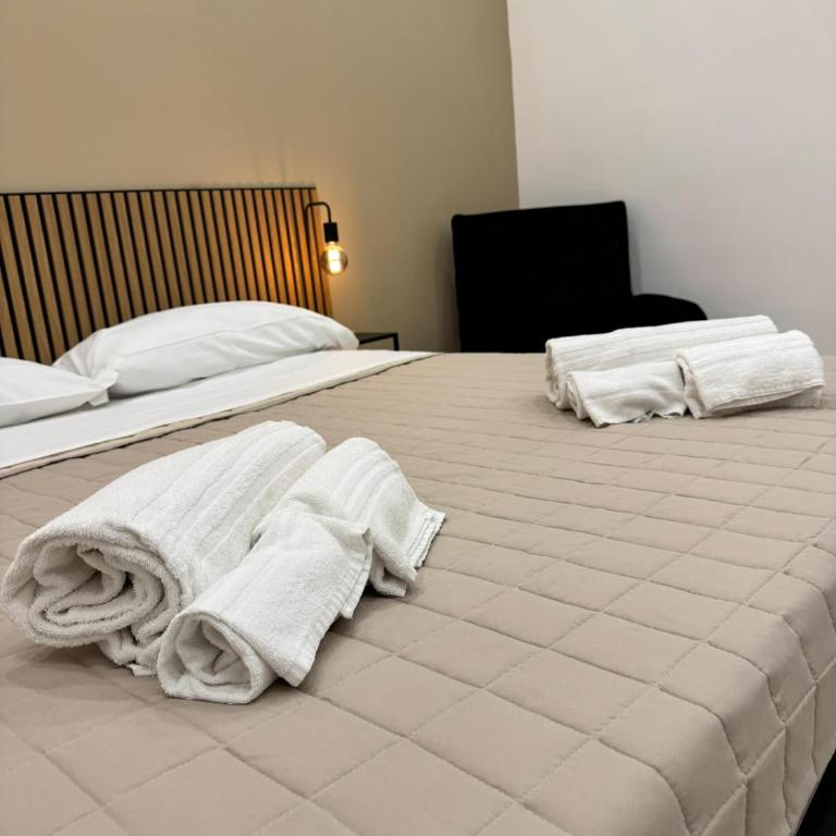 Rocca Rooms - Triple Room with Balcony - 2