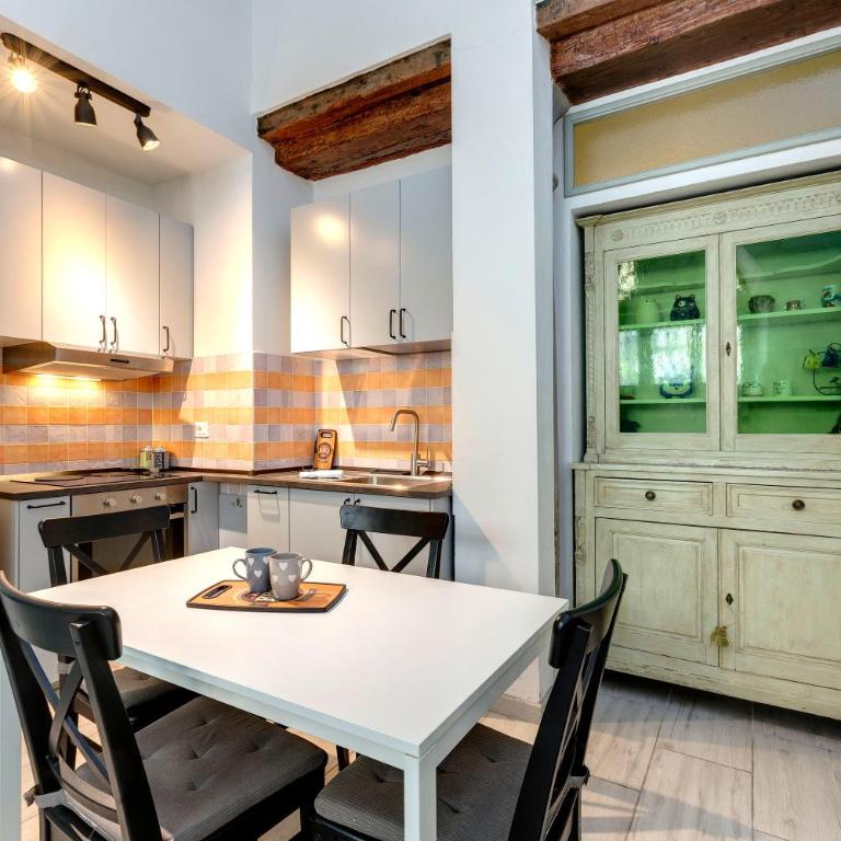 Santa Maria 3B - One-Bedroom Apartment - 3