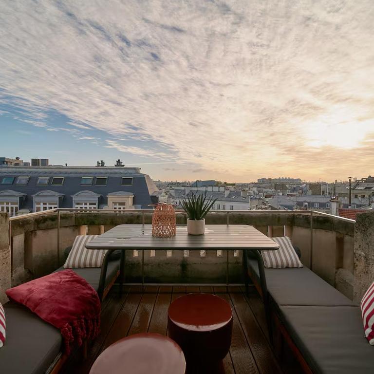 Résidence Louvre - Family Two-Bedroom Apartment with View - 1