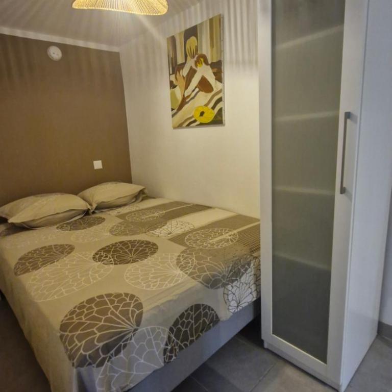 Studio calme avec jardinet - Appartement 1 Chambre - 4