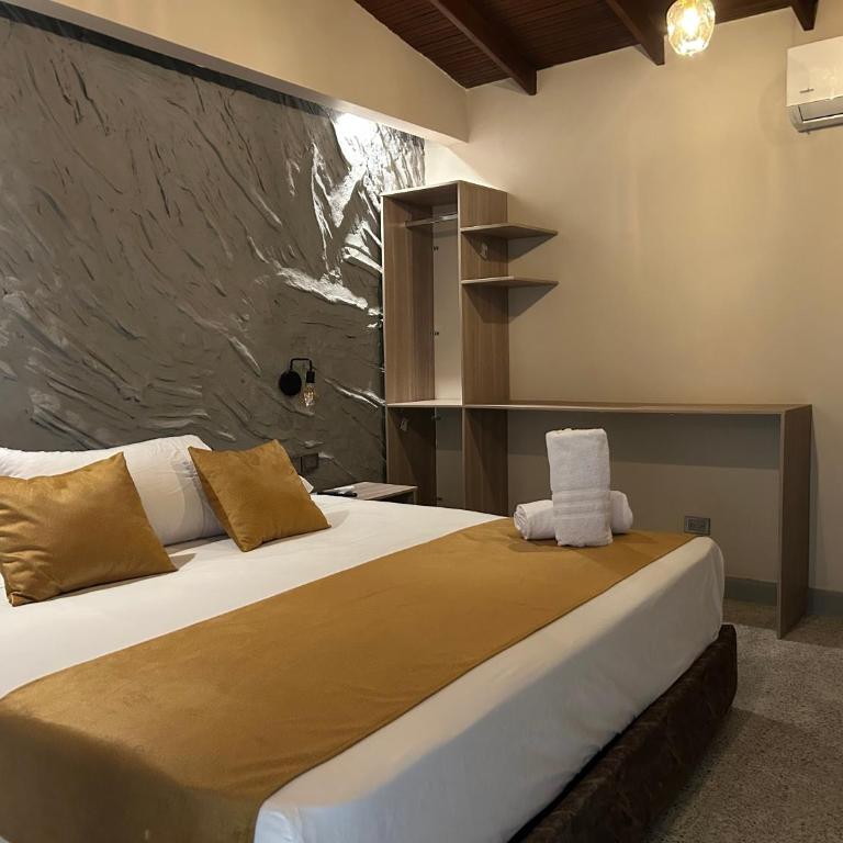 Casa Kyros Boutique - Deluxe Room - 2