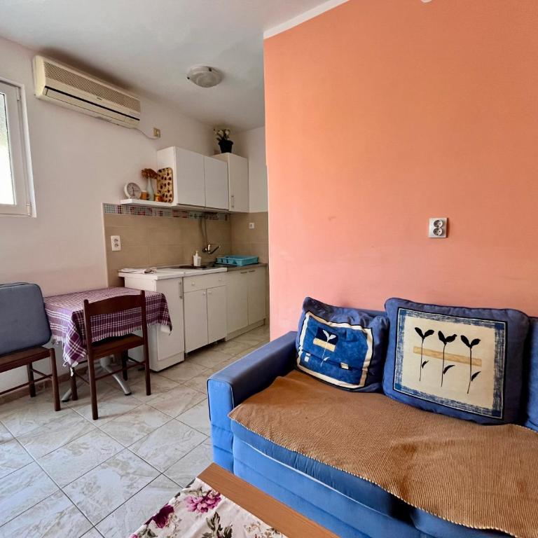 Apartments Gvozdenović - One-Bedroom Apartment - 4