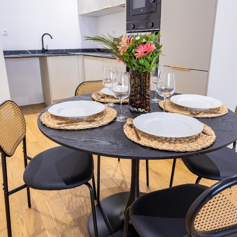 1 Chambre - Ascenseur - Spacieux - Proche Métro - Appartement 1 Chambre - 21