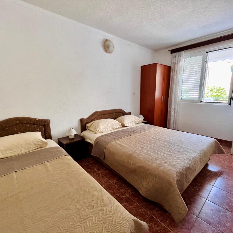 Apartments Gvozdenović - One-Bedroom Apartment (4 Adults) - 3