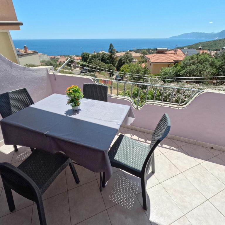 Casa Purple - Appartamento con 2 Camere da Letto e Vista Mare - 12