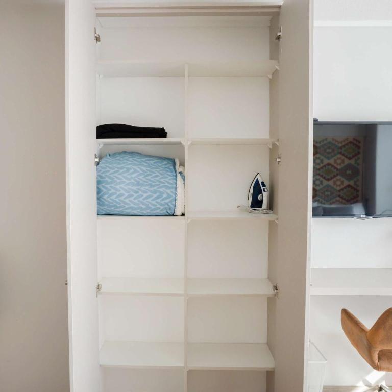 Inviting Studio in Vibrant Nunoa 2 Guests - Estudio - 30