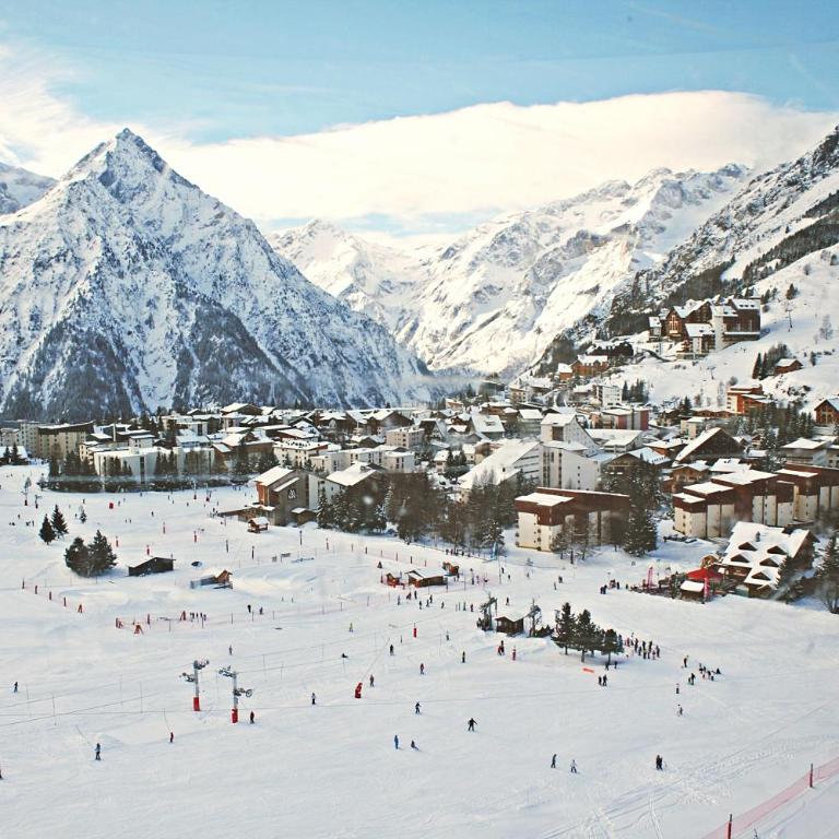 Chalet Meleze by Leavetown Vacations - Chalet - 12