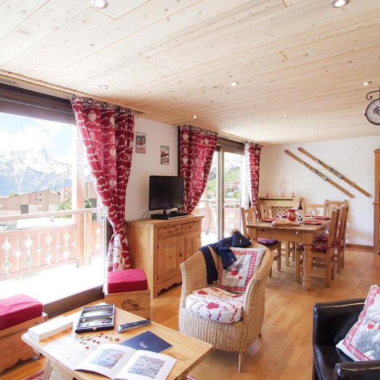 Résidence Eperons 3 by Leavetown Vacations - Two-Bedroom Apartment - 3