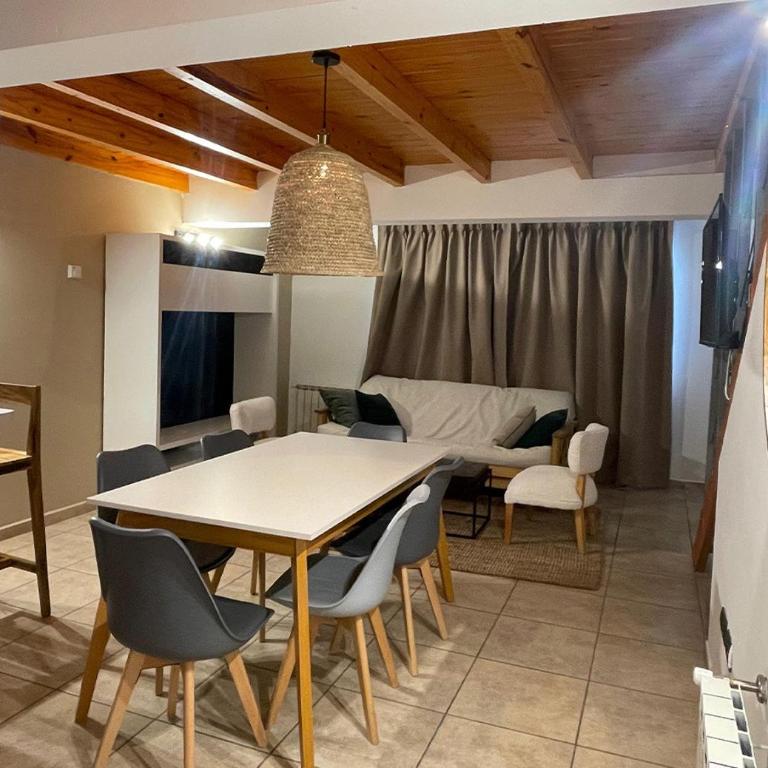 RentUp - Espacioso Duplex, ideal para Familias en Bariloche - Apartamento - 9