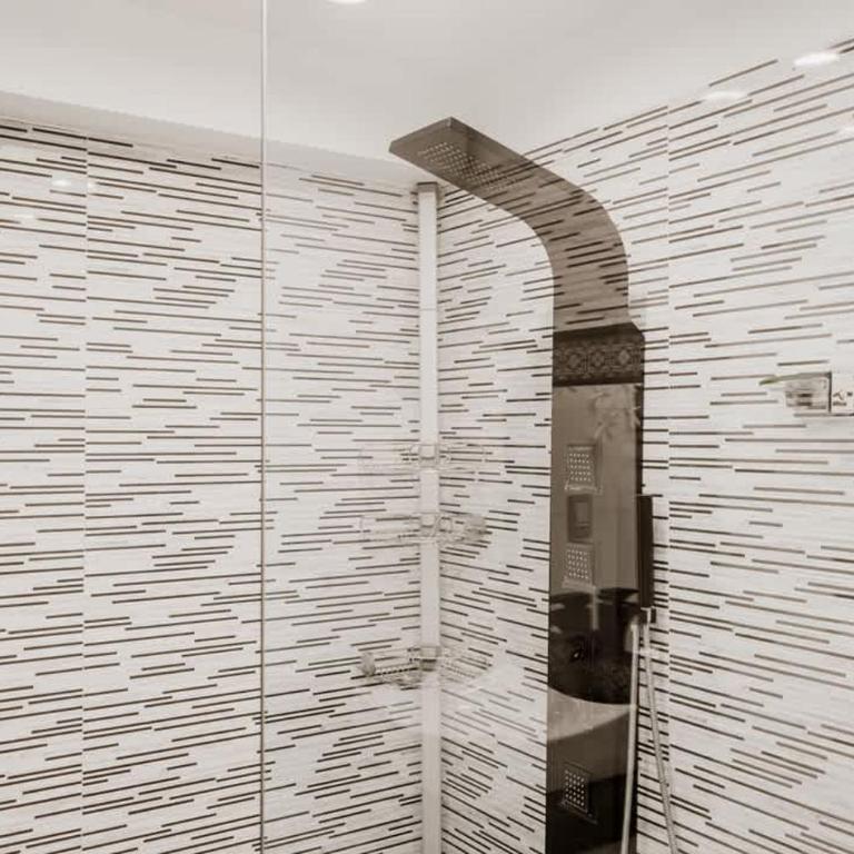 Elegant 2BR Scenic Balcony - Apartamento - 46