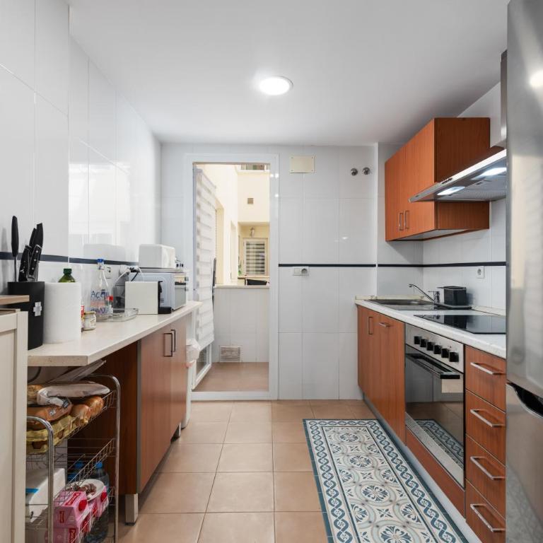 Céntrico con Piscina y Playa a 500 metros - Apartamento de 2 dormitorios con terraza - 19
