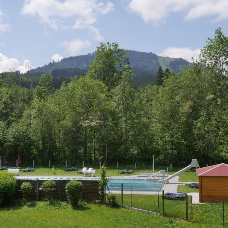 Ferienwohnungen im Feriendorf Reichenbach Nr 11 - Apartment mit 2 Schlafzimmern und Balkon - 2