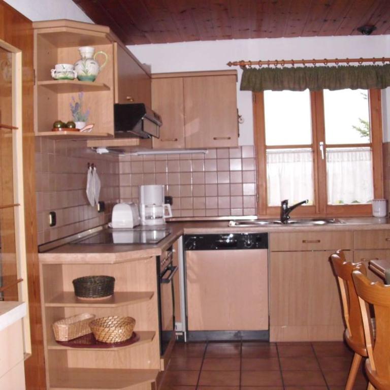 Ferienhaus Fuchsweg im Feriendorf Reichenbach F27b - Three-Bedroom House with Terrace - 8
