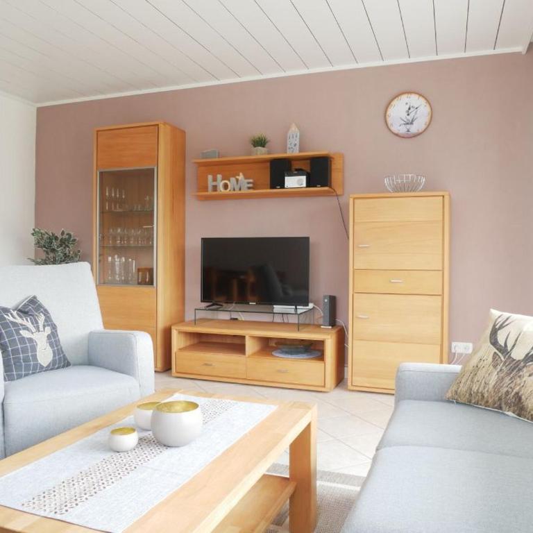 Ferienhaus Dachspfad im Feriendorf Reichenbach 7 - Haus mit 3 Schlafzimmern - 1