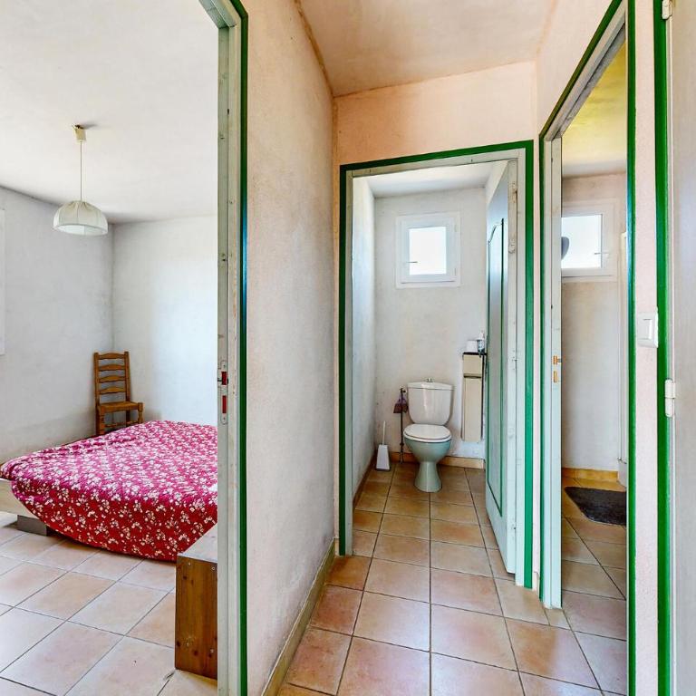 3 Bedroom Awesome Home In Bédoin - Three-Bedroom Vacation Home - 10