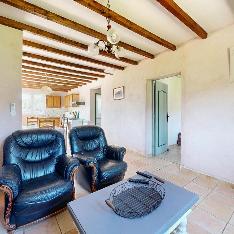 3 Bedroom Awesome Home In Bédoin - Three-Bedroom Vacation Home - 6