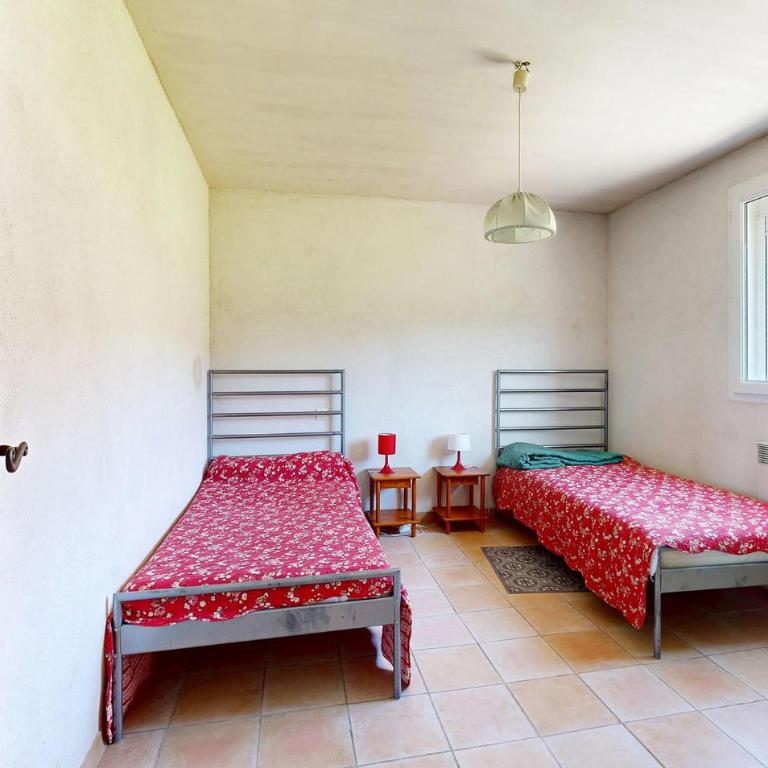 3 Bedroom Awesome Home In Bédoin - Three-Bedroom Vacation Home - 17
