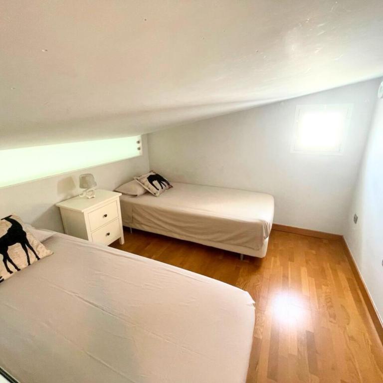 Chalet Afrika con Jacuzzi - Two-Bedroom House - 14