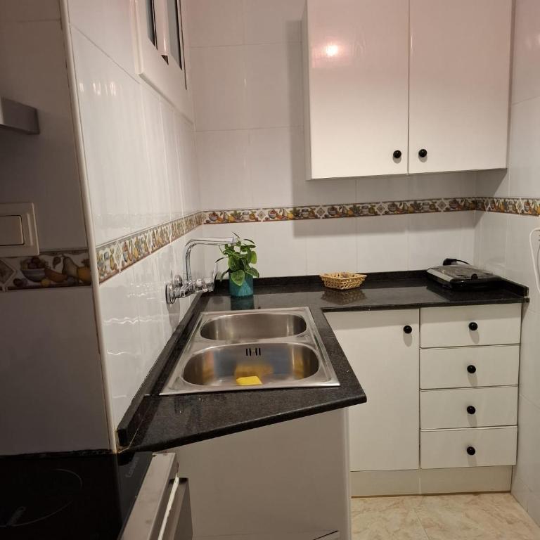 Vida frente al mar en el barrio de los pescadores - Apartamento de 1 dormitorio - 7