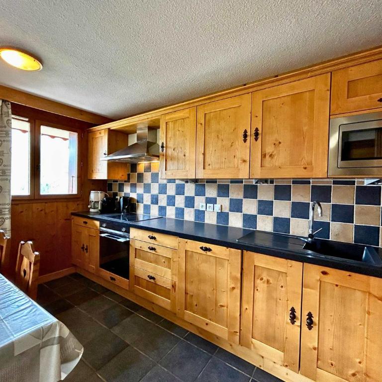 Appartement rénové pour 8, ski aux pieds, Les Menuires - FR-1-452-76 - Apartment (8 Adults) - 12