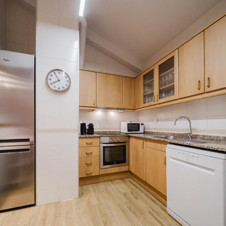 Ático para 12 personas con Vistas Panorámicas I AndStay - Apartamento tipo ático de 4 dormitorios - 31