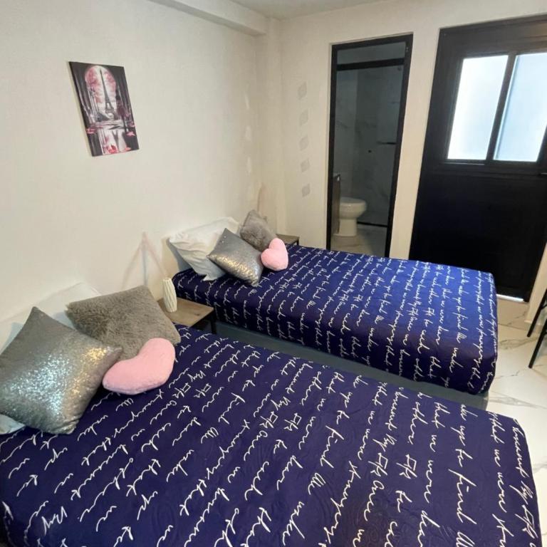 Pinar de la Calma, mini casa totalmente renovada estilo Loft Renovada muy bien ubicada dentro de la ciudad sin salir al periferico a solo 5 minutos del Parque Industrial Tecnologico II Sur de la Ciudad ITESO TecMilenio UVM - Two-Bedroom House - 1