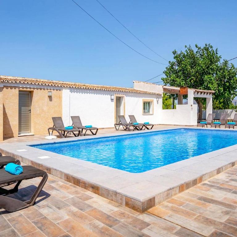 Villa Tosca by Villa Plus - Villa - 8
