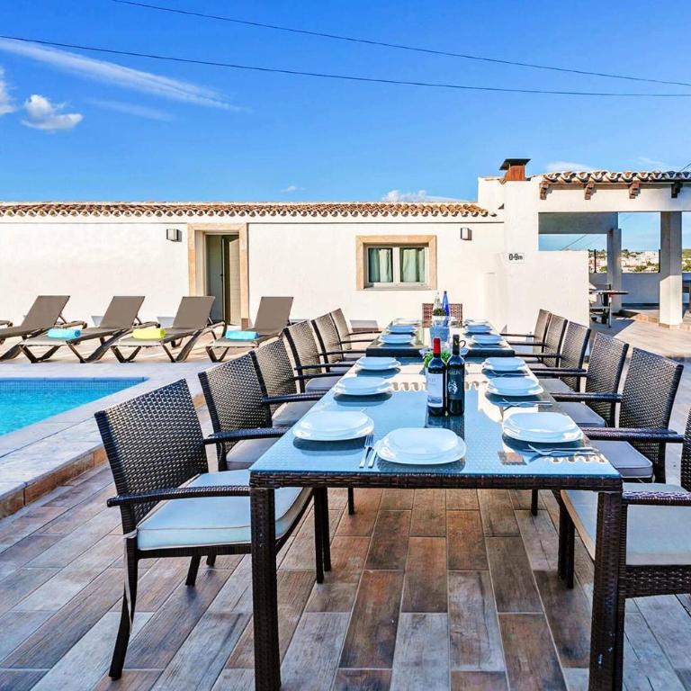 Villa Tosca by Villa Plus - Villa - 10