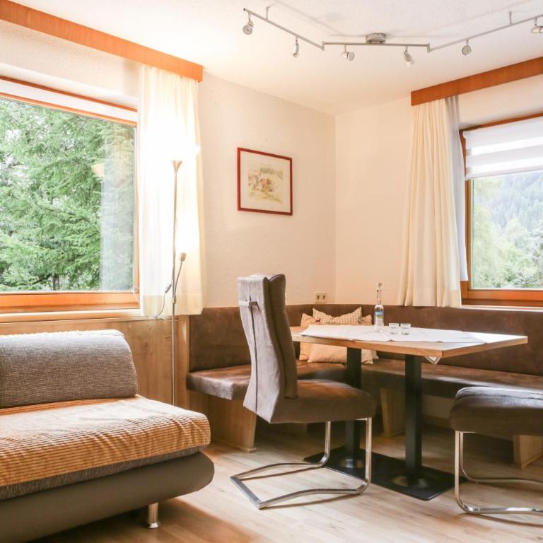 Aktiv-Ferienwohnungen Pienz-Bobnar - Apartment mit 1 Schlafzimmer und Terrasse - 19