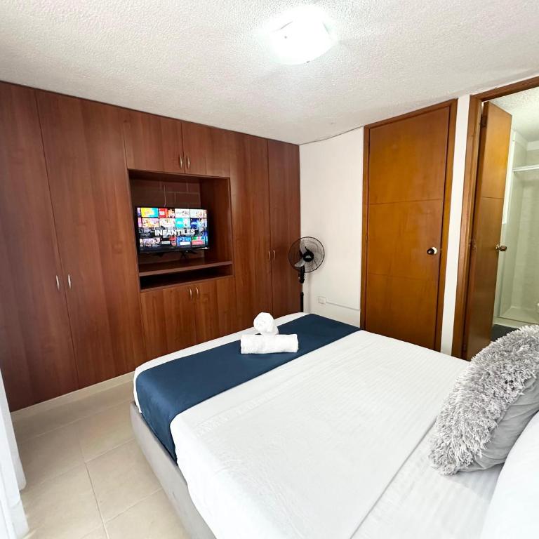 Casa Con Piscina Cerca a la Villa, Expofuturo, Uni Libre - Casa de 4 dormitorios - 24