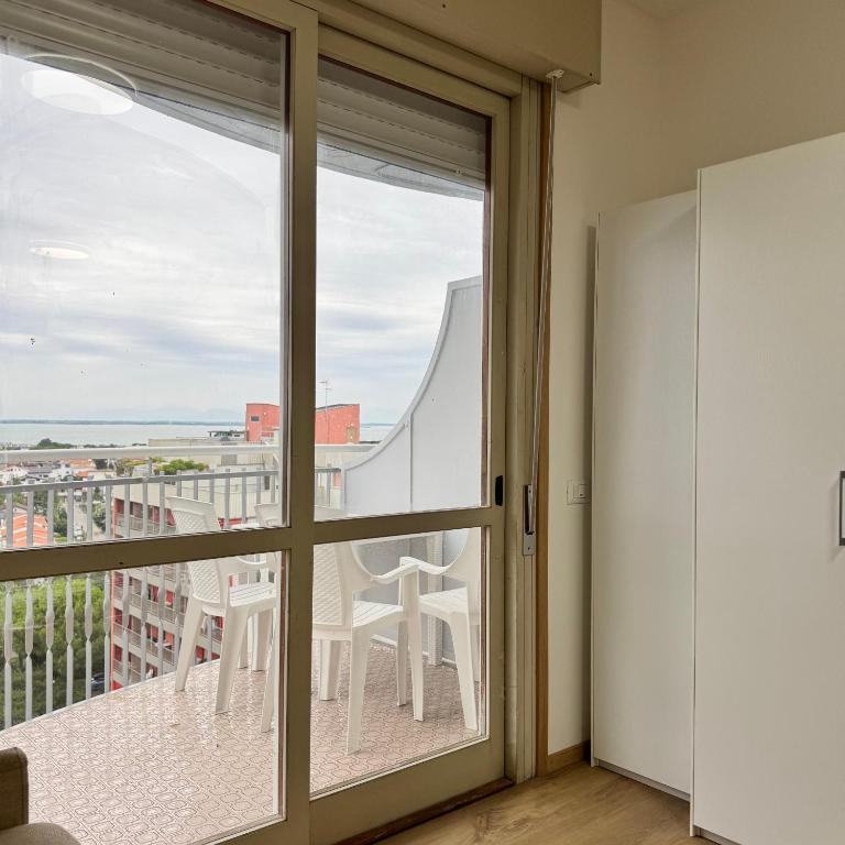 La Torre 9B studio&parking - One-Bedroom Apartment - 6