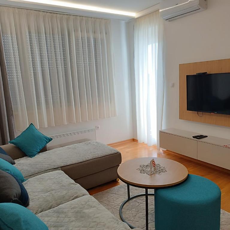 Zlatni bor Gondola 3 - One-Bedroom Apartment - 12
