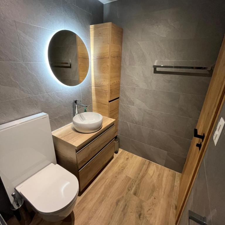 Neu-renovierte - Nov 24 - 2,5 Zi Wohnung mit Traum-Aussicht - Apartment mit 1 Schlafzimmer - 11
