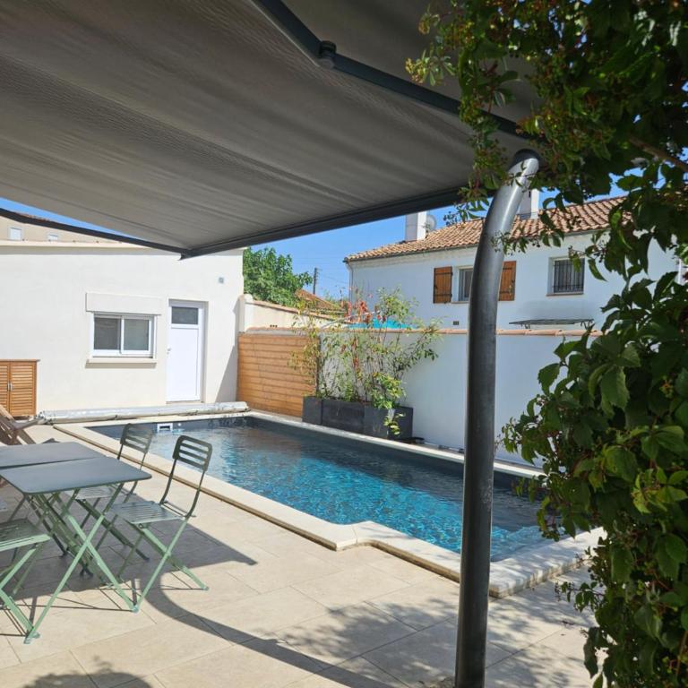VILLA EN PROVENCE AVEC PISCINE AU CALME À ARLES - Camargue - Villa con Piscina Privata - 26