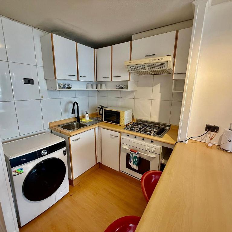 Warm apartment in excellent location - Apartment - 25