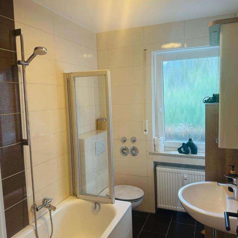 KJ Ferienwohnung bis 5P-Zentral-Balkon-WIFI-Parken - Apartment mit 2 Schlafzimmern - 22