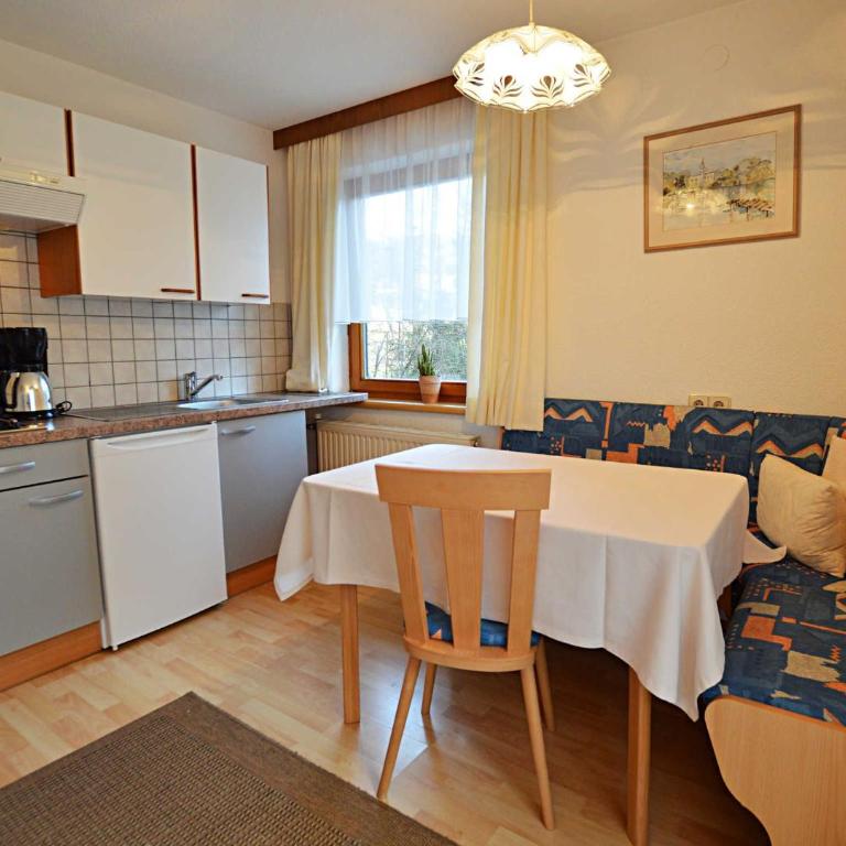 Aktiv-Ferienwohnungen Pienz-Bobnar - Apartment mit 1 Schlafzimmer und Balkon - 3