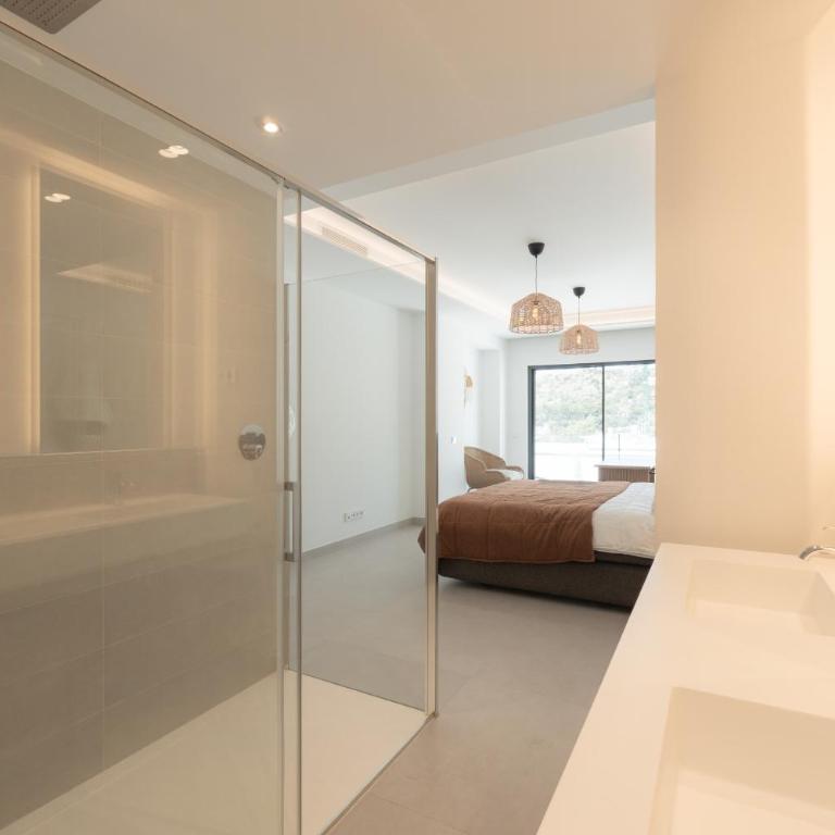 Marae Home - Dream Holidays Private Pool with Brea - Villa - 19