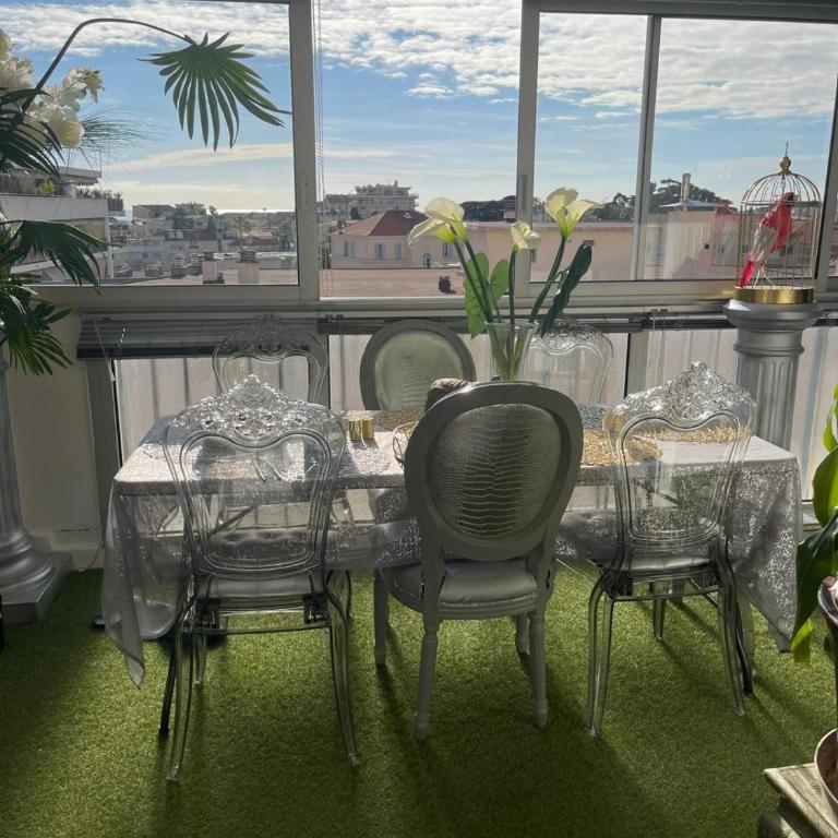 Roof top Center Cannes - Appartement 2 Chambres avec Terrasse et Vue sur la Mer - 3