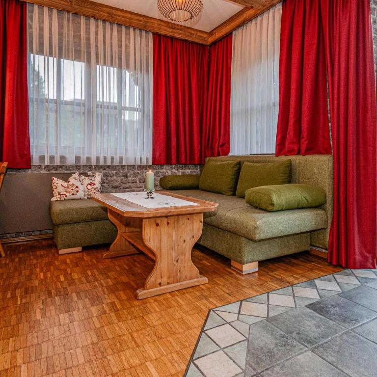 Landhaus Gaspar- Ferienwohnung - Apartment mit 2 Schlafzimmern - 2