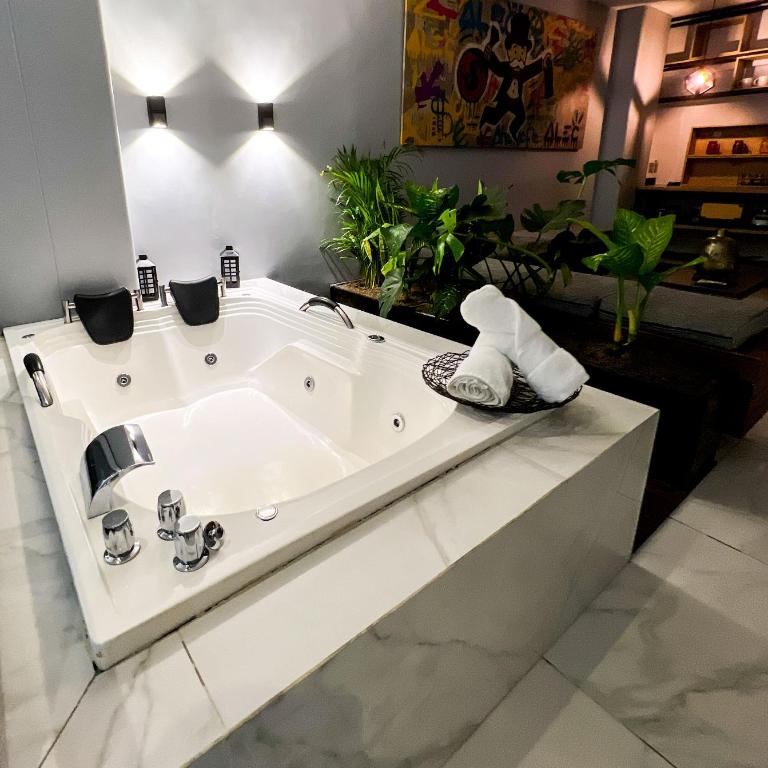 Exclusive Loft - Stay in Lleras Medellín - Apartamento de 1 dormitorio - 5