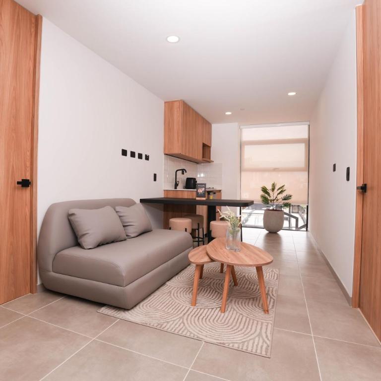 Metropolitan Living by HOUSY - Two-Bedroom Deluxe Apartment - 13