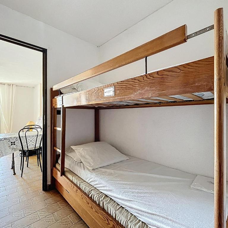 Studio cabine à Palavas-les-Flots - 4 couchages, parking et WIFI - Appartement 1 Chambre - 7