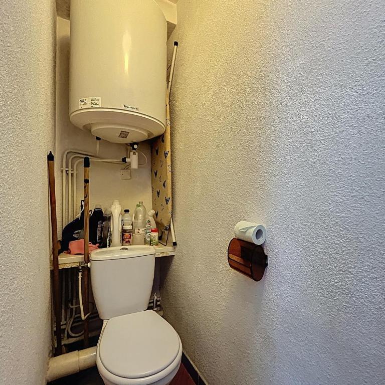 Studio cabine à Palavas-les-Flots - 4 couchages, parking et WIFI - Appartement 1 Chambre - 10
