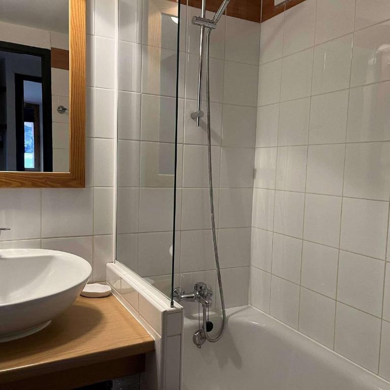 Appartement cosy 6 pers avec parking compris - Appartement 1 Chambre - 11
