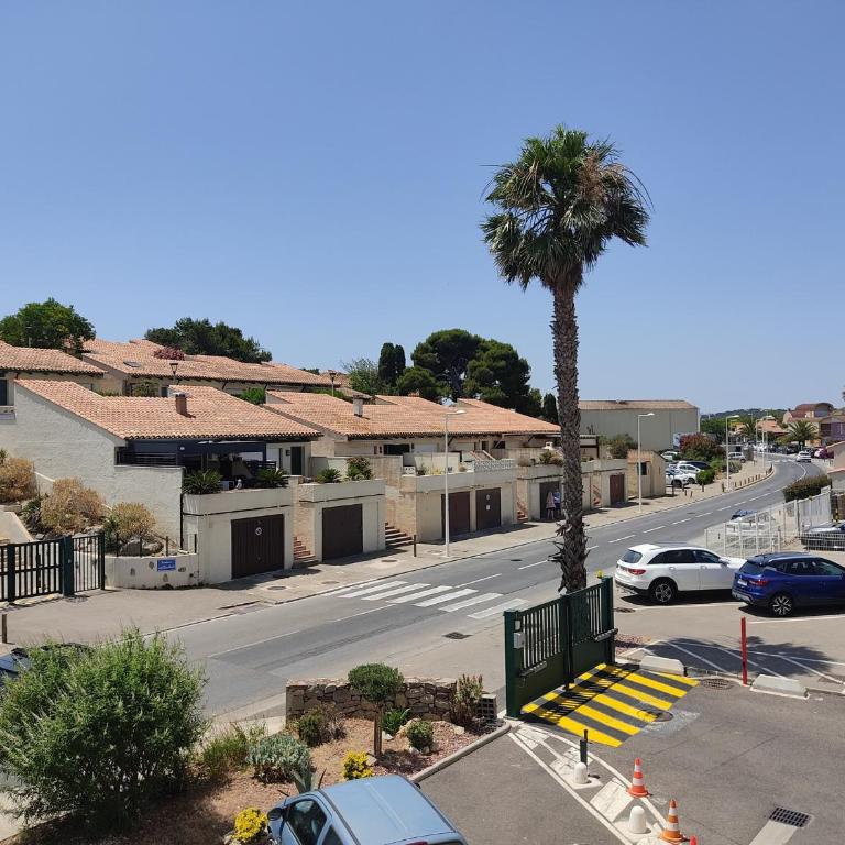 Studio rénové centre Gruissan - 2 pers, parking privé - FR-1-796-92 - Appartamento - 6