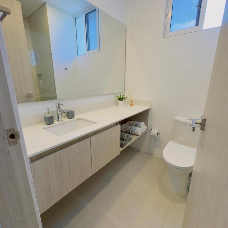 Hotel Porto Horizonte - Suite de Lujo con Jacuzzi - One-Bedroom Apartment - 10