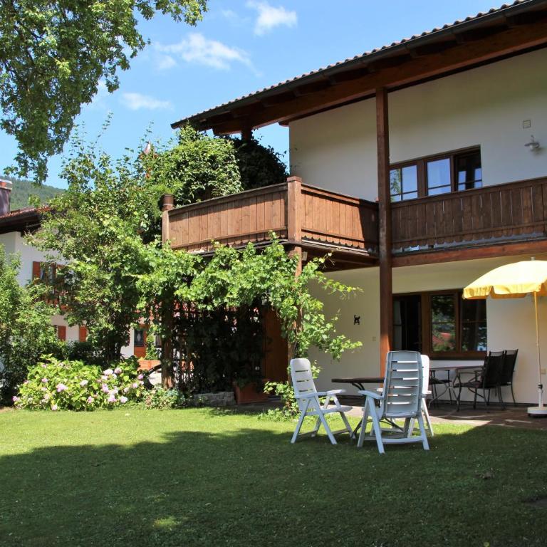 Landhaus Heinrich - Apartment mit Blick auf die Berge - 8